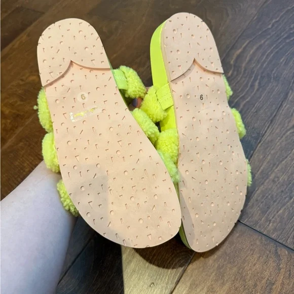 Charlotte Stone Dolly Puff in Acid - Picture 6 of 9